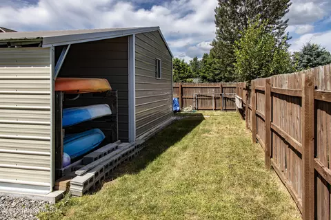 Exterior - 215 Brittany Loop, Kootenai, ID 83840 photo 6 of 6