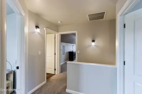 Entry Way - 215 Brittany Loop, Kootenai, ID 83840 photo 2 of 2