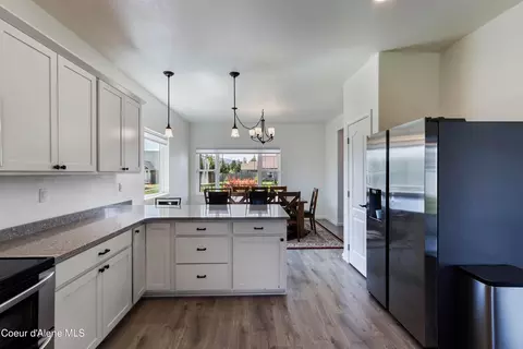 Kitchen - 215 Brittany Loop, Kootenai, ID 83840 photo 4 of 4