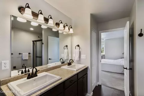 Bath - 215 Brittany Loop, Kootenai, ID 83840 photo 5 of 6