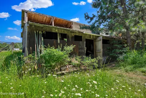 480 Mountain Meadows Rd, Naples, ID 83847 photo 32