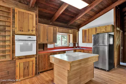 480 Mountain Meadows Rd, Naples, ID 83847 photo 5
