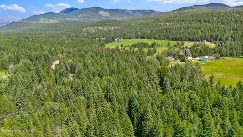 480 Mountain Meadows Rd, Naples, ID 83847 photo 58