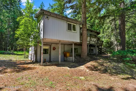 480 Mountain Meadows Rd, Naples, ID 83847