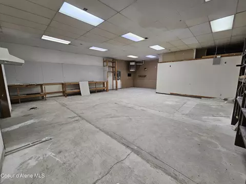 503 E Railroad Ave, Post Falls, ID 83854 photo 5