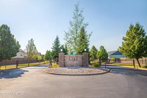 7938 W Kayak Ct #104, Rathdrum, ID 83858
