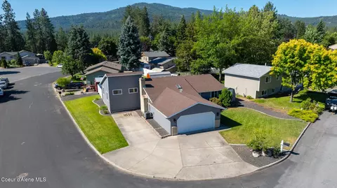 1626 E Plaza Dr, Post Falls, ID 83854