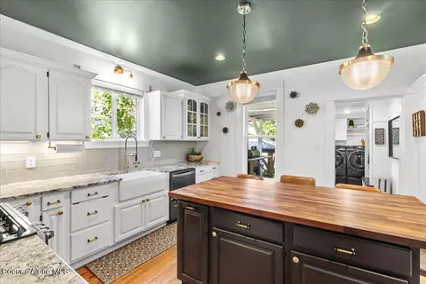 Kitchen - 118 W Mill Ave, Kellogg, ID 83837 photo 4 of 9