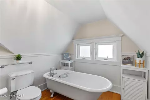 Bath - 118 W Mill Ave, Kellogg, ID 83837 photo 5 of 5