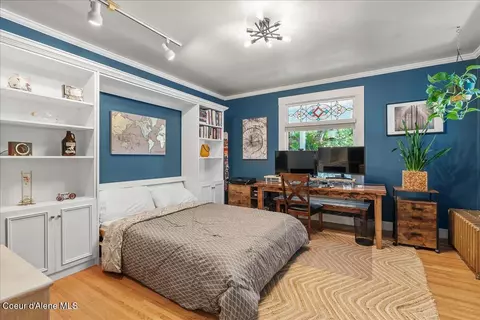 Bedroom - 118 W Mill Ave, Kellogg, ID 83837 photo 3 of 11