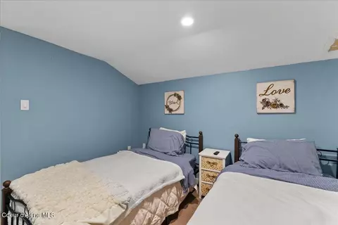 Bedroom - 118 W Mill Ave, Kellogg, ID 83837 photo 10 of 11