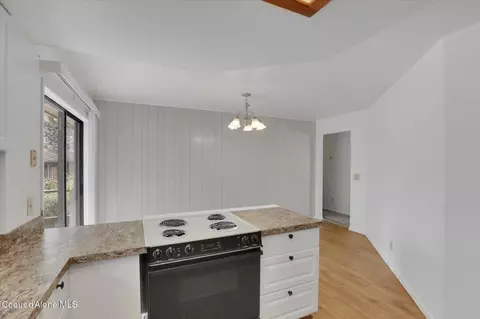 Kitchen - 3848 E 2nd Ave, Post Falls, ID 83854 photo 3 of 3