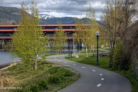 335 Jasper Loop, Ponderay, ID 83852 photo 18