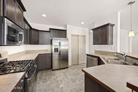 Kitchen - 4717 N Connery Loop, Post Falls, ID 83854 photo 1 of 2