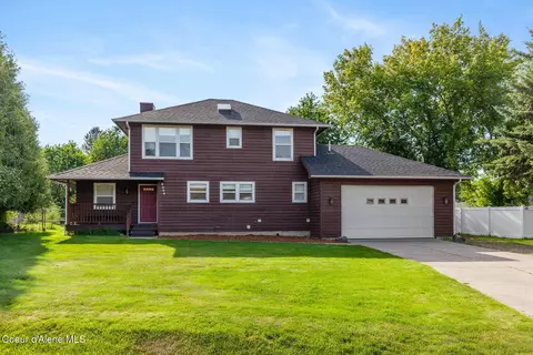 9025 N Finucane Dr, Hayden, ID 83835