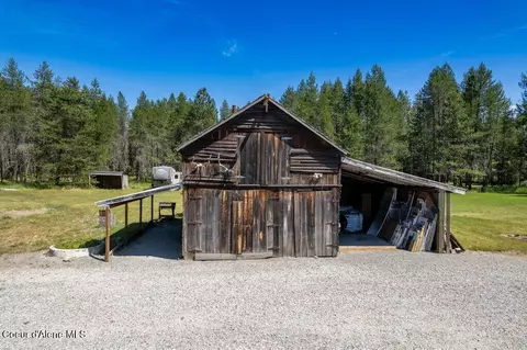 Exterior - 17320 E Perimeter Rd, Athol, ID 83801 photo 5 of 8