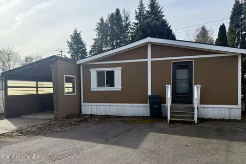 659 W Wyoming Ave, Hayden, ID 83835