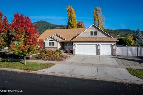4352 N 16th St, Coeur D'alene, ID 83815