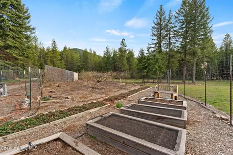Exterior - 850 Hoop Loop Rd, Priest River, ID 83856 photo 11 of 20