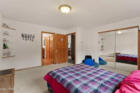 Bedroom - 850 Hoop Loop Rd, Priest River, ID 83856 photo 5 of 9