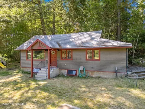 Exterior - 18138 W Spuler Ln, Hauser, ID 83854 photo 1 of 16
