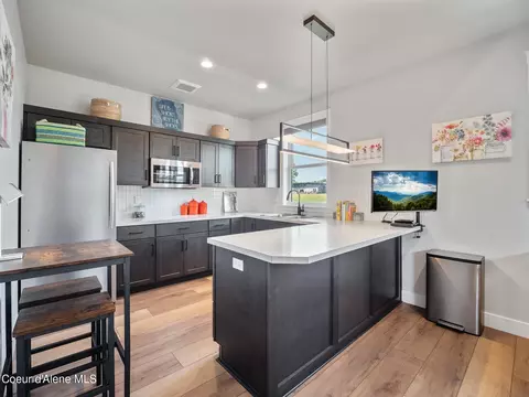 Kitchen - 3446 N Blaze Loop, Post Falls, ID 83854 photo 8 of 10