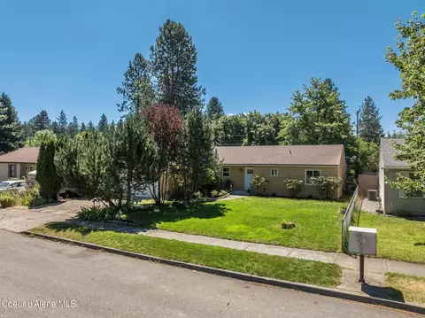 1814 E Jenny Lynn Ln, Coeur D'alene, ID 83815