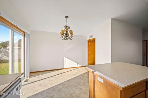 2640 N Wickiup Dr, Post Falls, ID 83854 photo 10