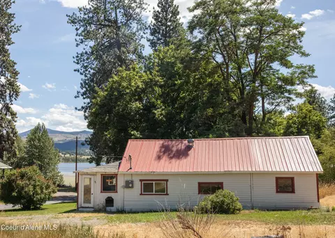 21707 S Lake St, Medimont, ID 83842