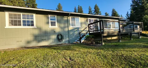 Exterior - 282 E Park Ave, Harrison, ID 83833 photo 6 of 10