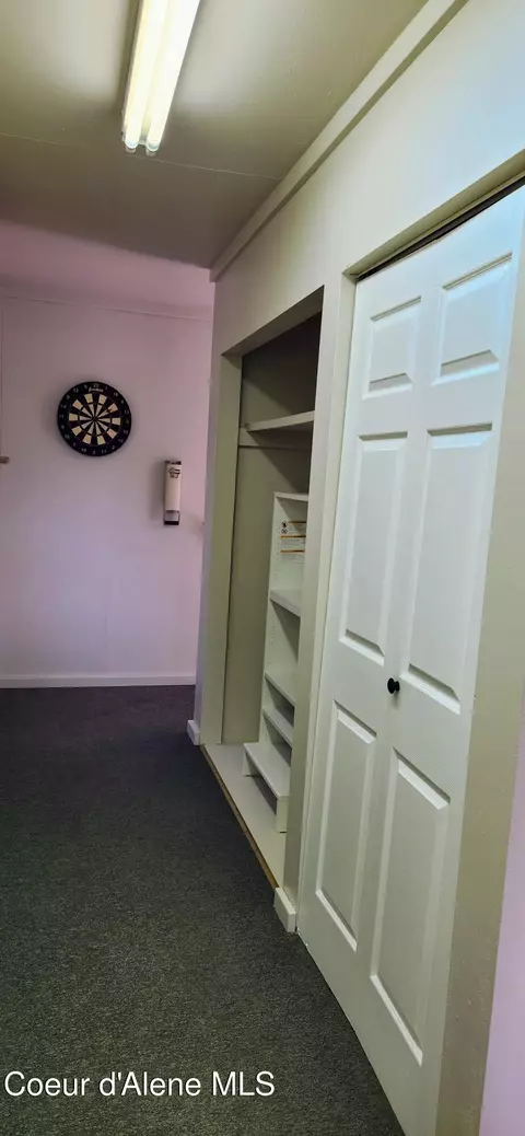 Entry Way - 282 E Park Ave, Harrison, ID 83833 photo 1 of 1