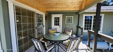 Exterior - 282 E Park Ave, Harrison, ID 83833 photo 3 of 10