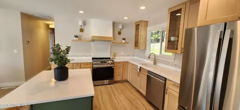 Kitchen - 282 E Park Ave, Harrison, ID 83833 photo 2 of 8