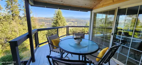 Exterior - 282 E Park Ave, Harrison, ID 83833 photo 1 of 10