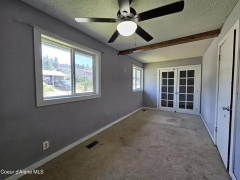 Bedroom - 307 Cameron Dr, Osburn, ID 83849 photo 2 of 3