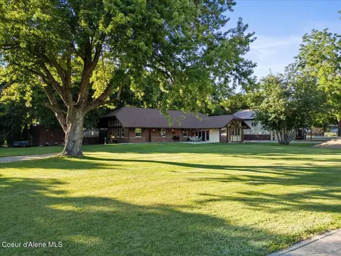 8047 W Post St, Rathdrum, ID 83858