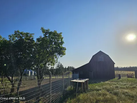 22903 S Headlands Dr, Harrison, ID 83833 photo 7