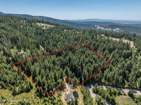 Nna S Signal Point Rd, Post Falls, ID 83854