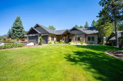 12718 N Pebble Creek Dr, Hayden, ID 83835