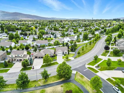 View/Area - 1254 E Bogie Dr, Post Falls, ID 83854 photo 3 of 11