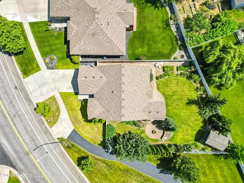 View/Area - 1254 E Bogie Dr, Post Falls, ID 83854 photo 1 of 11