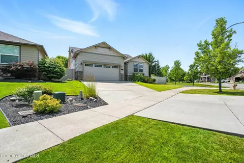 Exterior - 1254 E Bogie Dr, Post Falls, ID 83854 photo 3 of 11