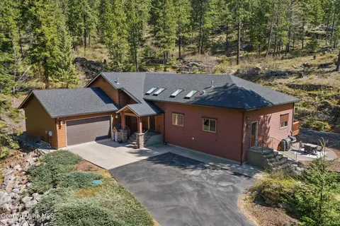 23388 N Teddy Loop, Rathdrum, ID 83858