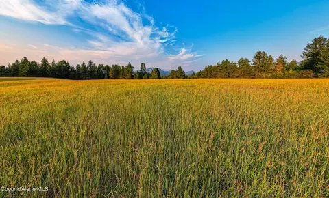Nka Peninsula Loop Rd, Priest River, ID 83856