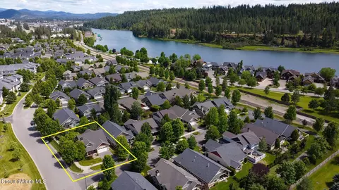 3284 N Millwright Ln, Coeur D'alene, ID 83814