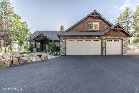 16749 W Cade Rd, Hauser, ID 83854