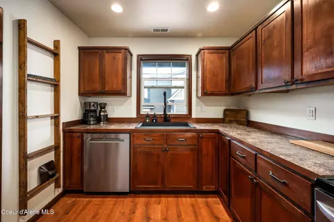 Kitchen - 3272 N Durrow Loop, Post Falls, ID 83854 photo 3 of 3