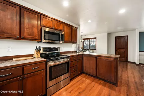Kitchen - 3272 N Durrow Loop, Post Falls, ID 83854 photo 2 of 3