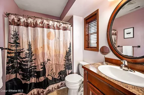 Bath - 3272 N Durrow Loop, Post Falls, ID 83854 photo 2 of 2