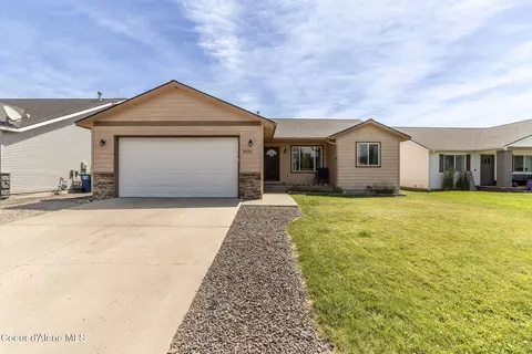 3824 N Maxfli Ln, Post Falls, ID 83854